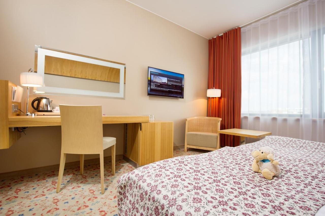 Hestia Hotel Europa Tallinn Exterior photo