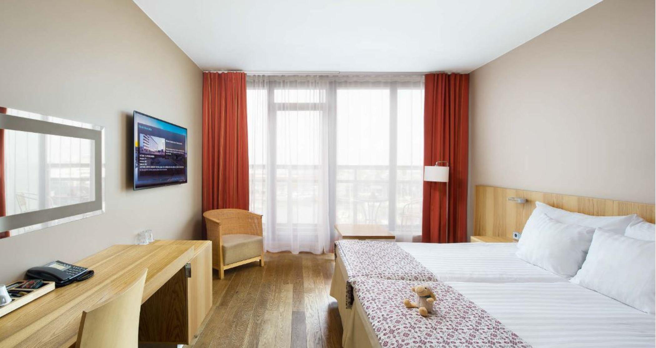 Hestia Hotel Europa Tallinn Exterior photo