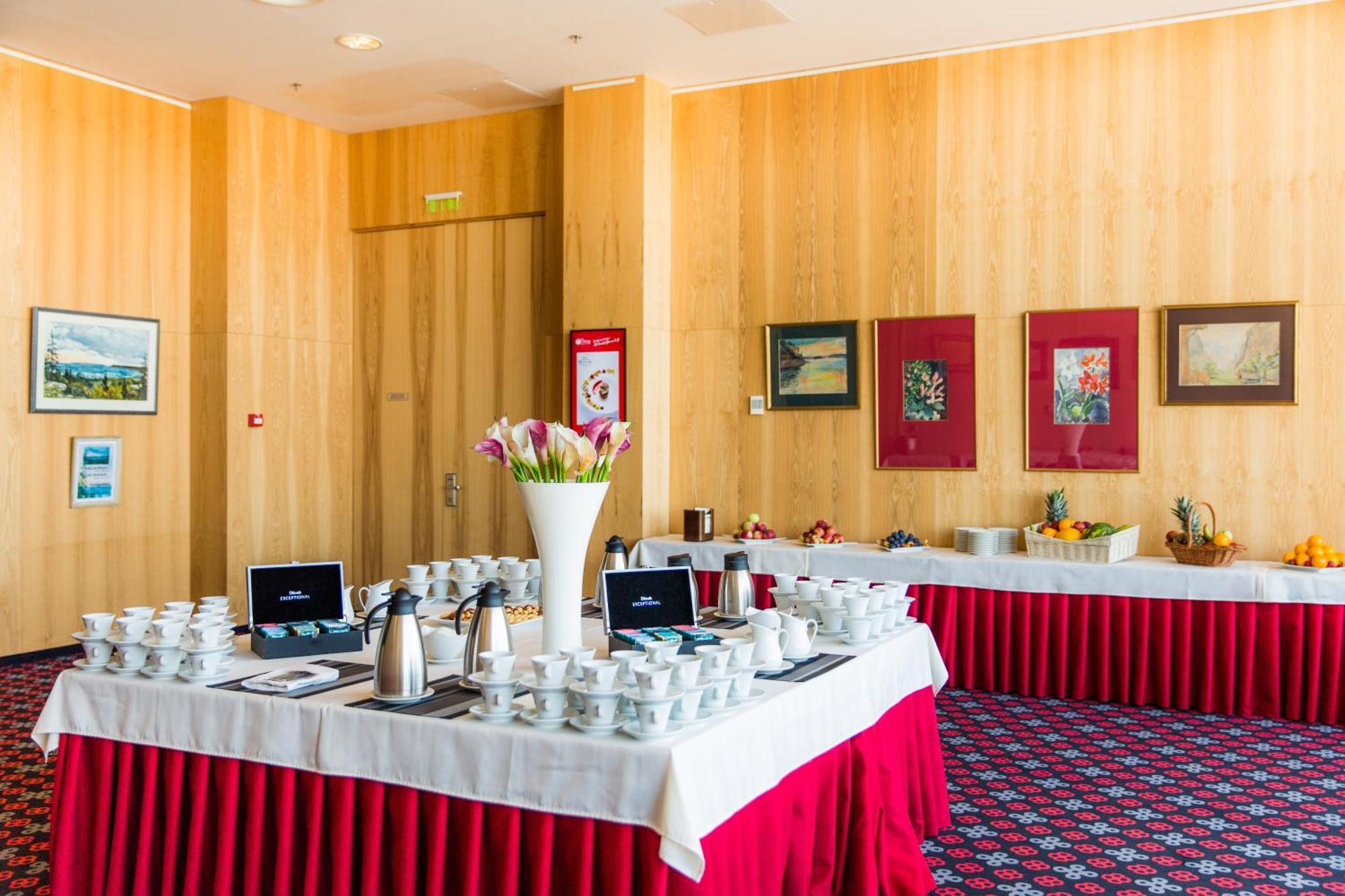 Hestia Hotel Europa Tallinn Exterior photo