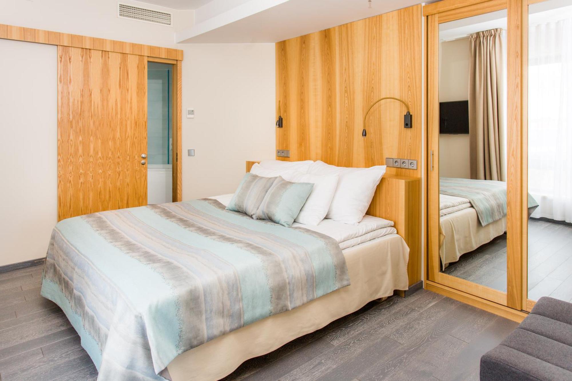 Hestia Hotel Europa Tallinn Exterior photo